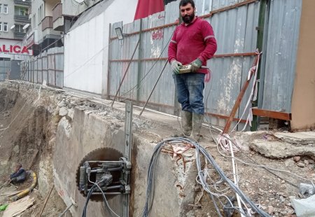 ka��thane karot�u, ka��thane karot ustas�, ka��thane beton kesim, ka��thane beton delme